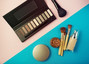 Make- up essentials - bronzer